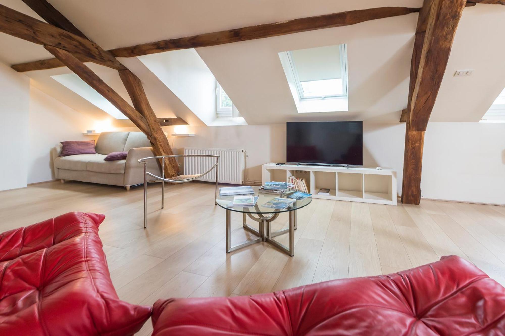 Suite Mana Ohana - Luxe Et Authenticite A 2 Pas De La Place Ducale Avec Parking Prive Charleville-Mézières Dış mekan fotoğraf