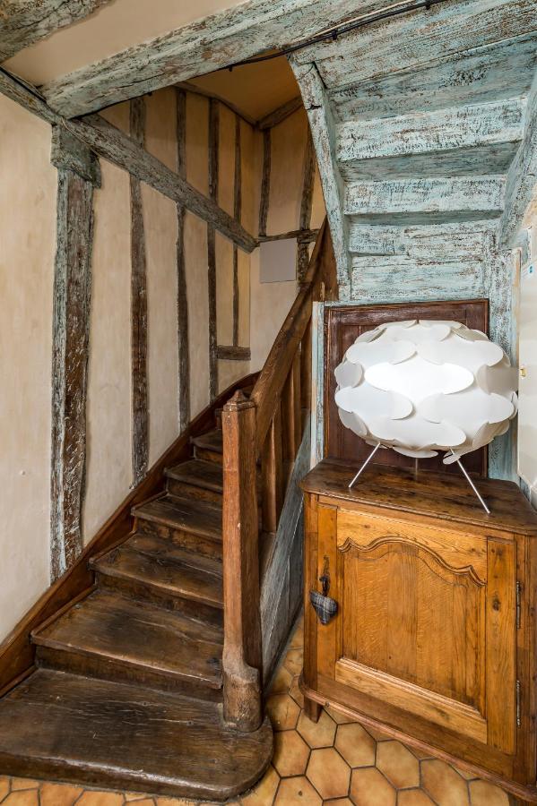 Suite Mana Ohana - Luxe Et Authenticite A 2 Pas De La Place Ducale Avec Parking Prive Charleville-Mézières Dış mekan fotoğraf