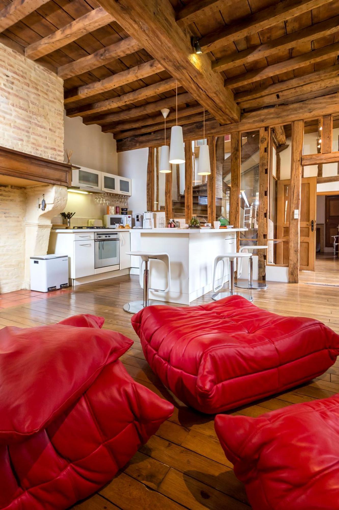 Suite Mana Ohana - Luxe Et Authenticite A 2 Pas De La Place Ducale Avec Parking Prive Charleville-Mézières Dış mekan fotoğraf